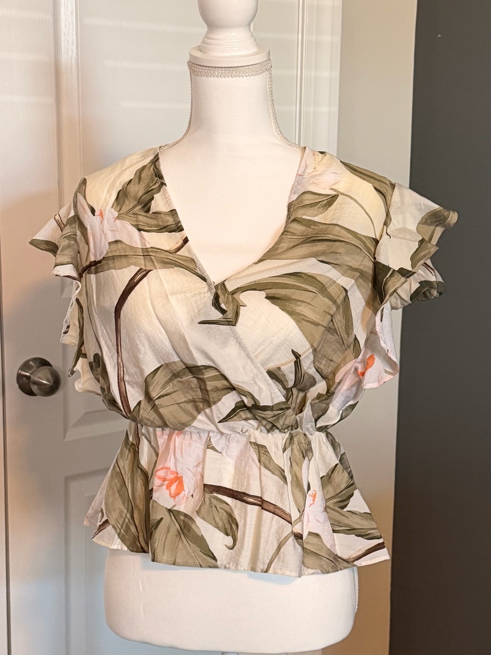 Express Floral V-Beck Peplum Top in Cream and Olive
